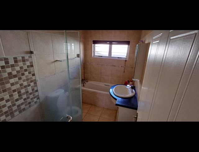 3 BEDROOM TOWNHOUSE SOLD IN MOUNT EDGECOMBE